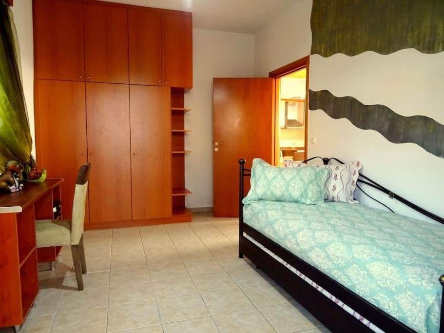 Cozy Apartment In Paradisi Paradeísion Esterno foto